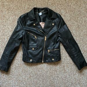 Divided leather jacket